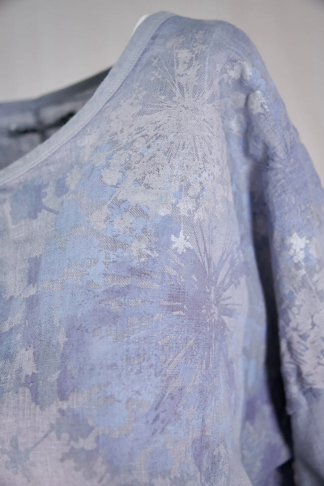 2330 Simple Linen Square-Blue Dawn-P