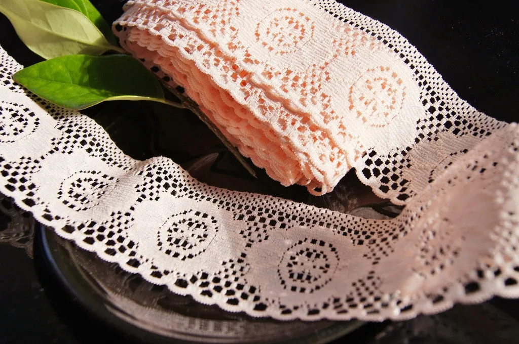 2" Medallion Floral Lace Trim - Peach