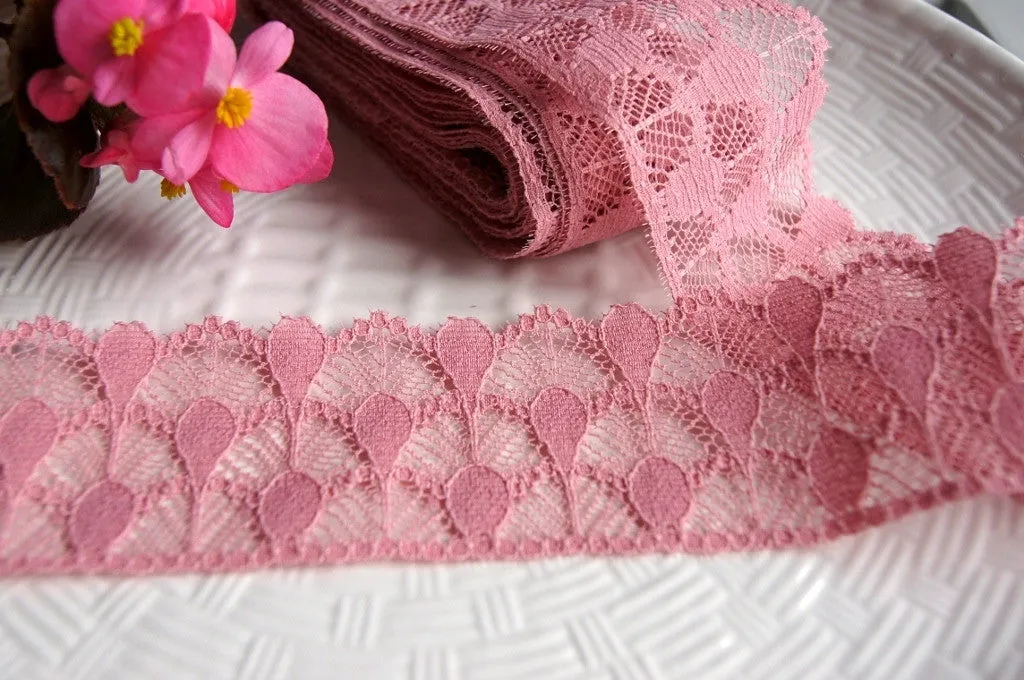 2¼" Raindrops Lace Trim - Mauve Pink