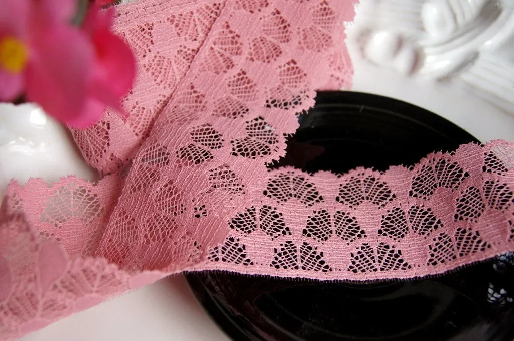 2¼" Raindrops Lace Trim - Mauve Pink
