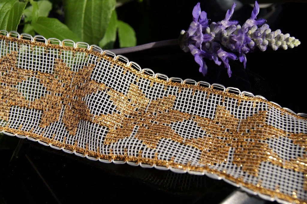 2" Wire Edged Lace  - Metallic Gold Snowflakes on White
