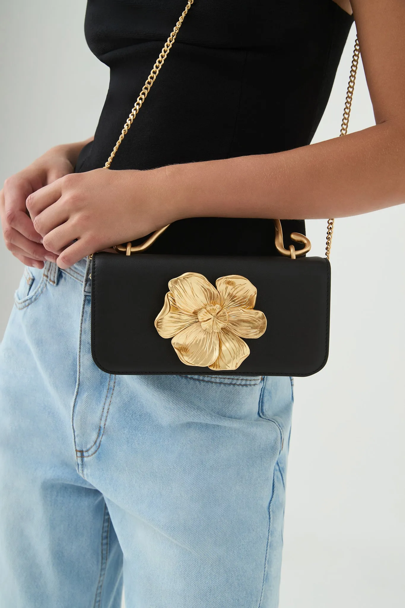 Alessia Flower Clutch