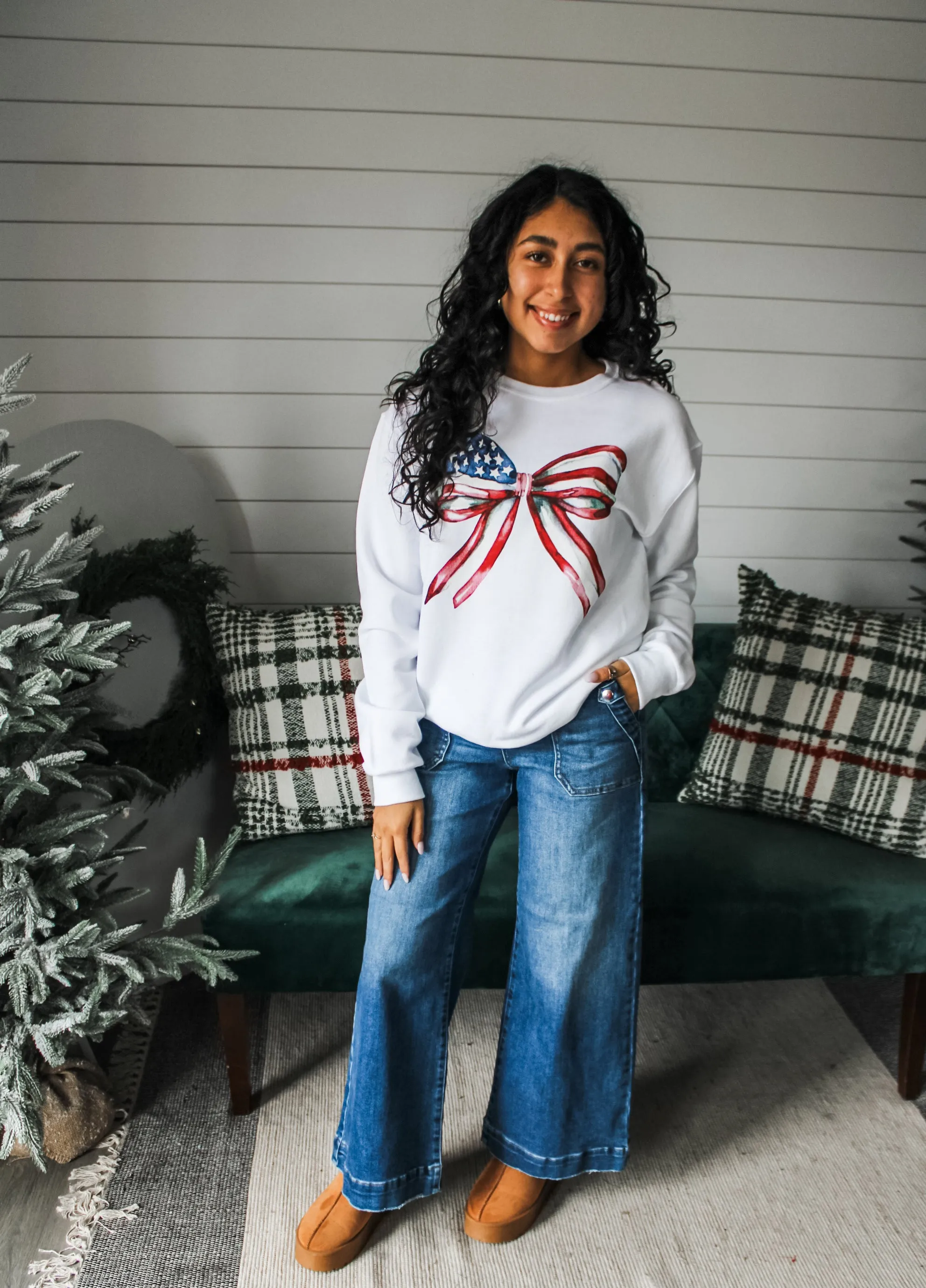 Americana Bow Graphic Sweatshirt • White - FINAL SALE