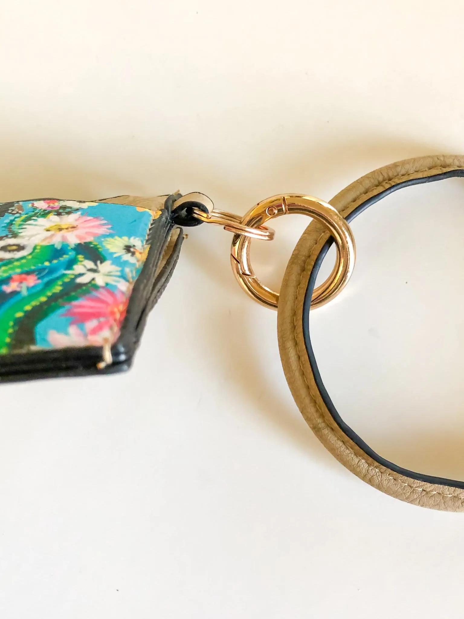 Bangle Wristlet  - Black