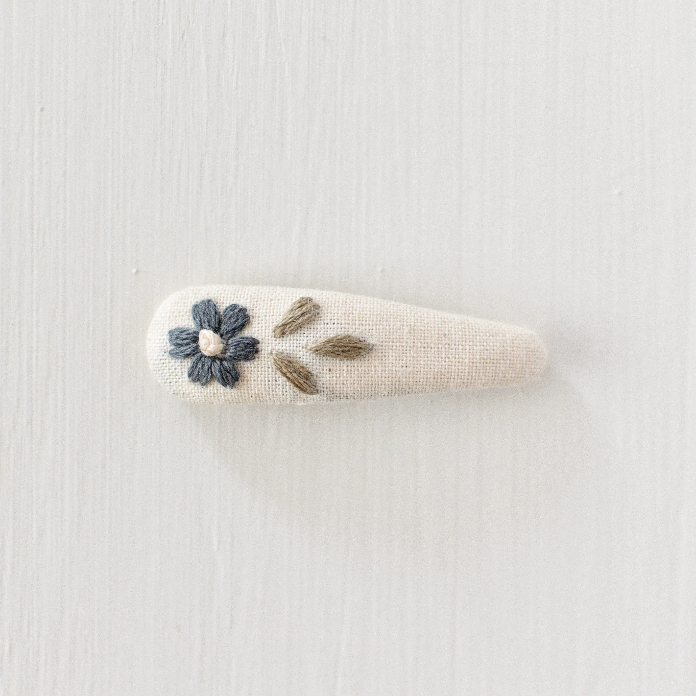 Blue Flower 2in Snap Clip