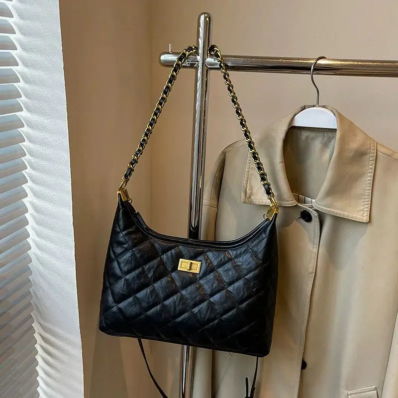 Chain Strap Quilted Shoulder Bag