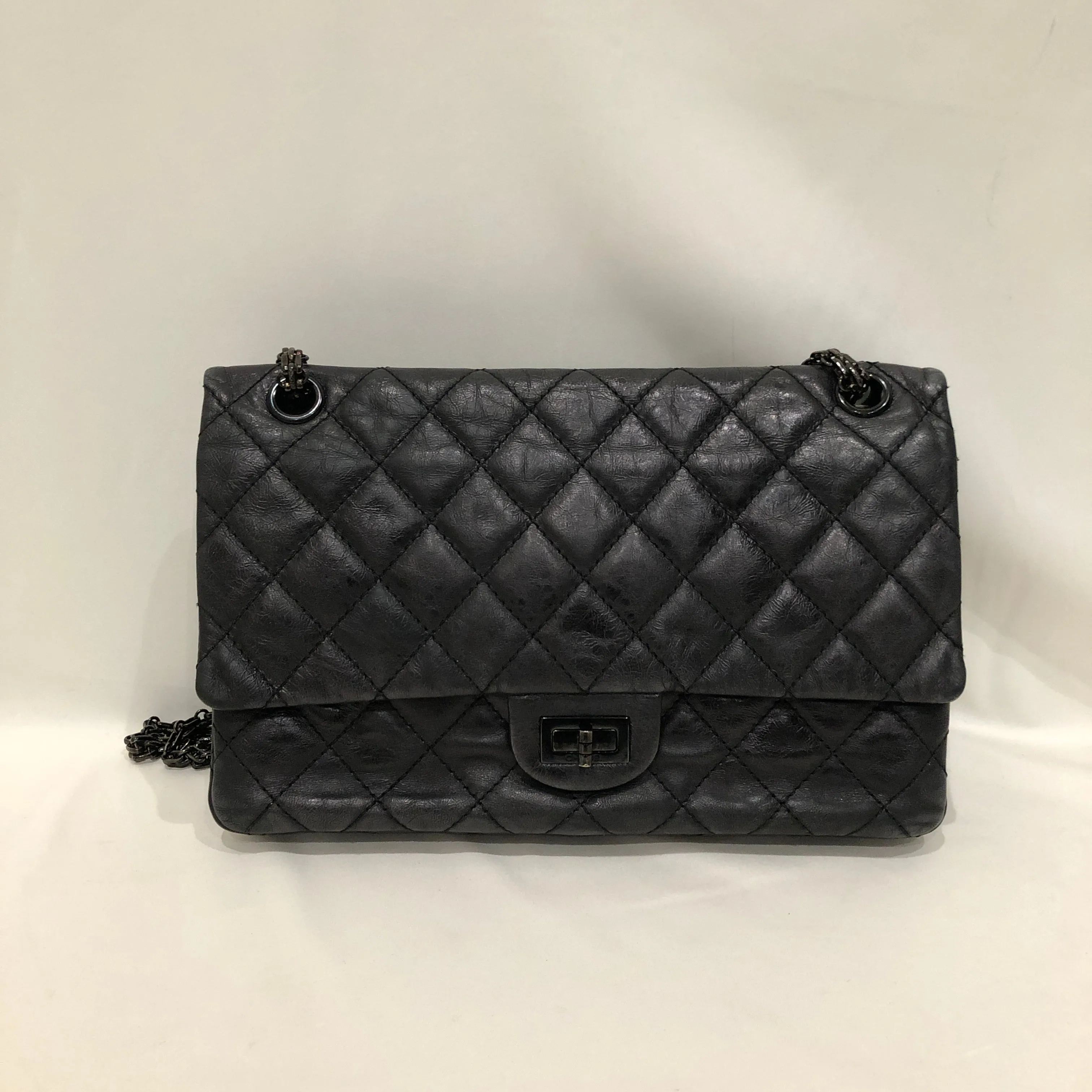 Chanel Black Calfskin 2.55 reissue Shoulder Bag Sku# 82981