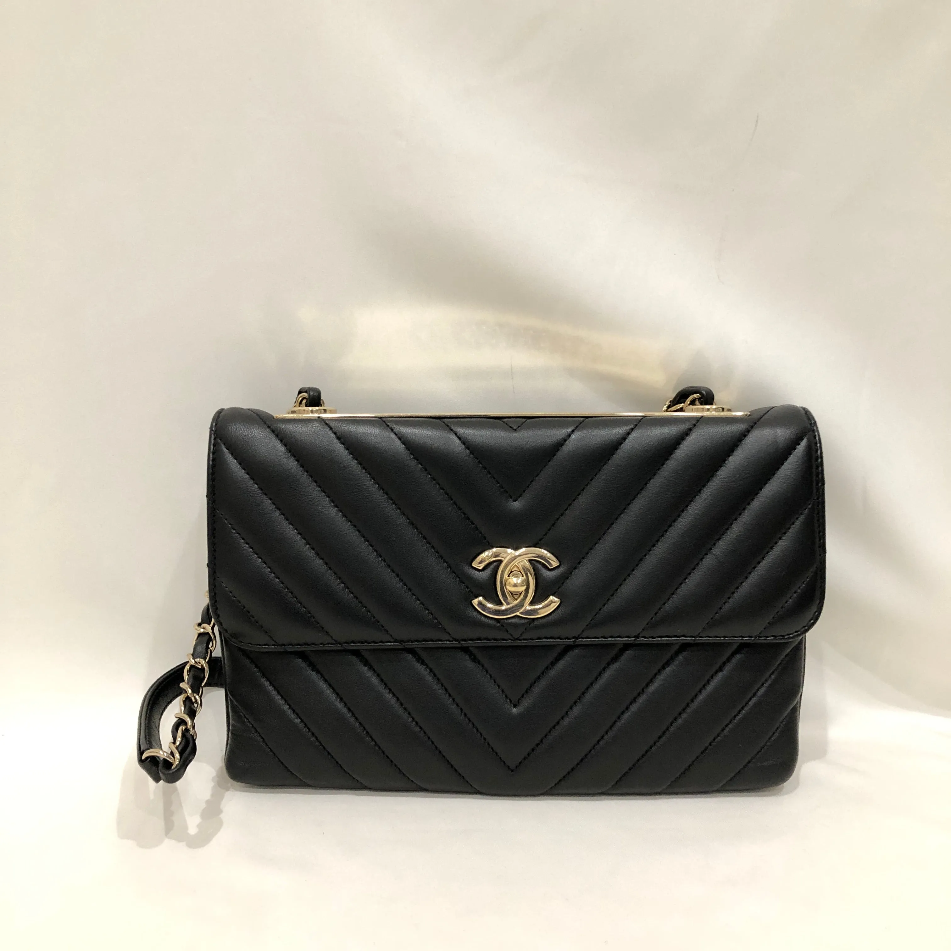 Chanel Black Leather Small Trendy CC Flap Shoulder Bag Sku# 83282