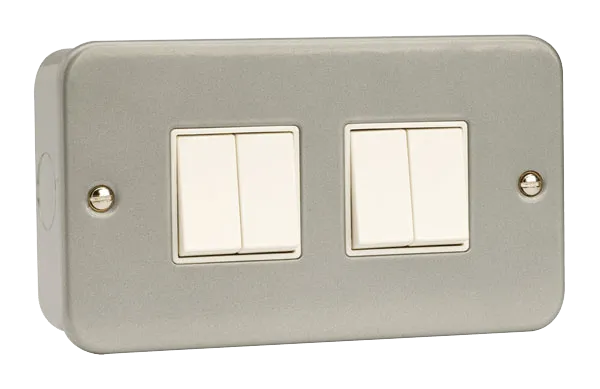 Click CL019 Metal Clad 10AX 4 Gang 2 Way Plate Switch