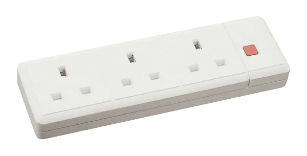 Click ES008 13A 3 Gang Trailing Socket   Neon - White