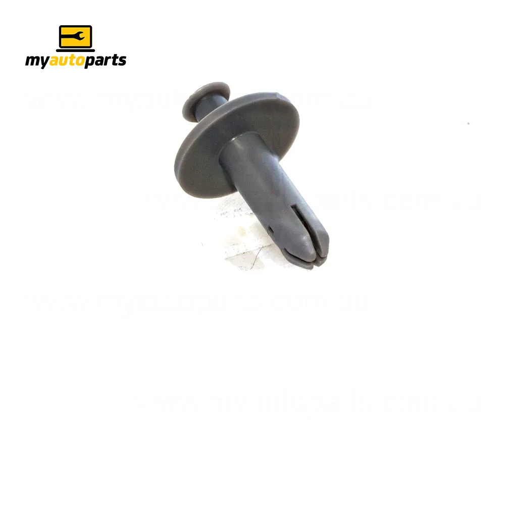 Clip Genuine suits Mazda