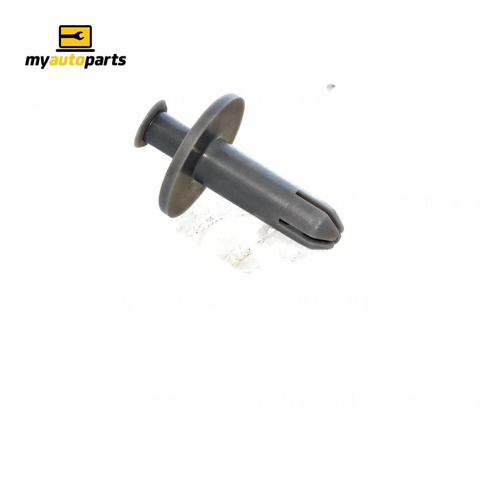 Clip Genuine suits Mazda
