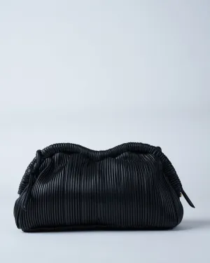 cloud clutch - black