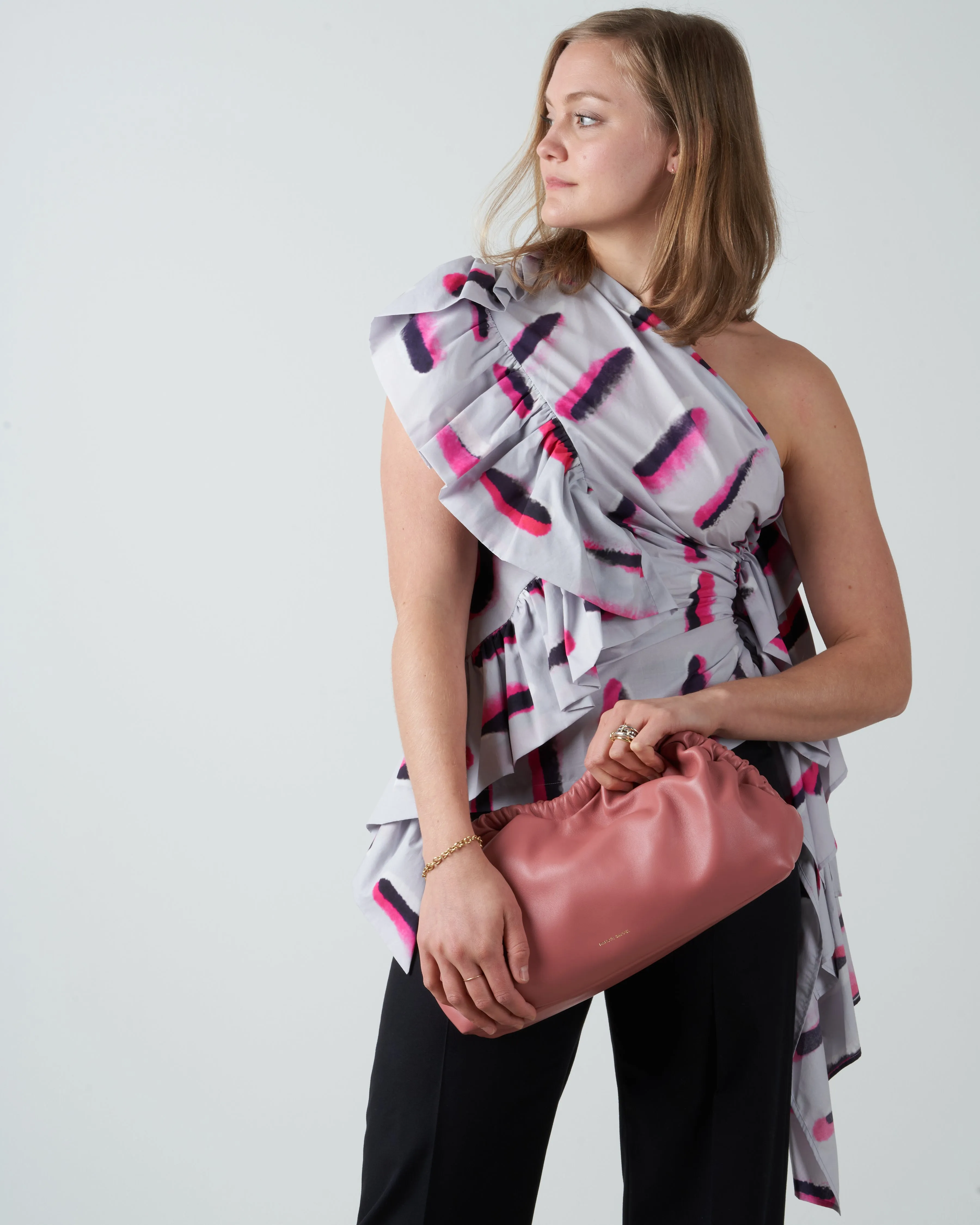 cloud clutch - blush