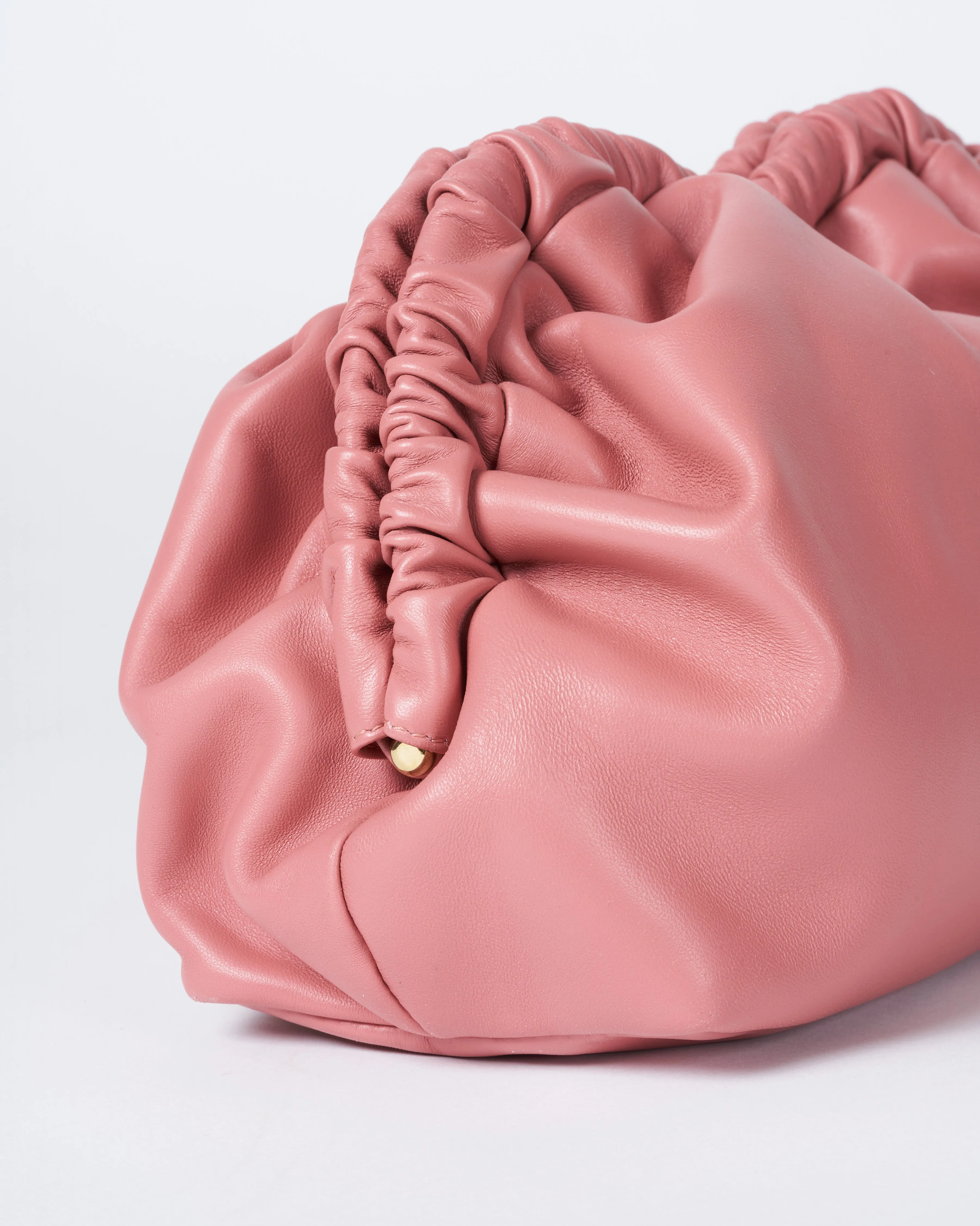 cloud clutch - blush