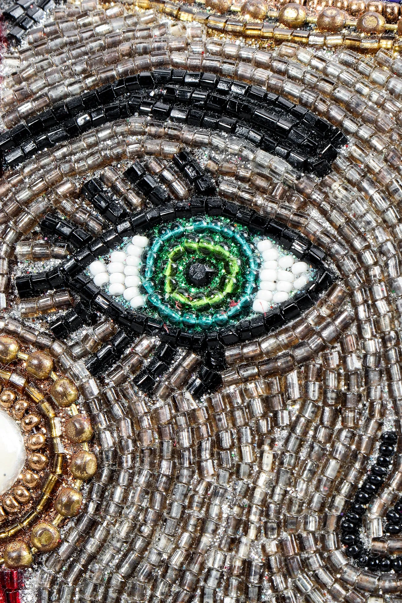 Emerald Eyes Beaded Face Bag