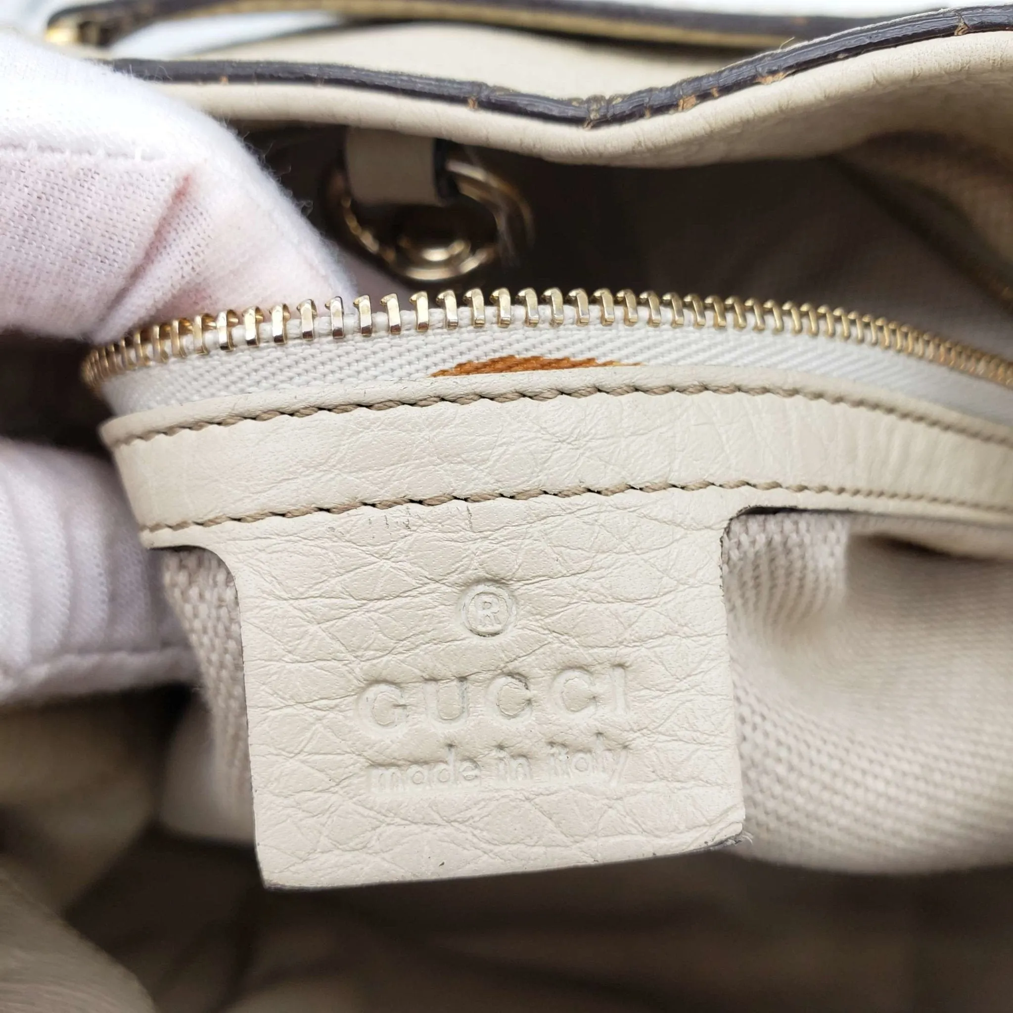 Gucci GG Soho on Chain  Shoulder Bag