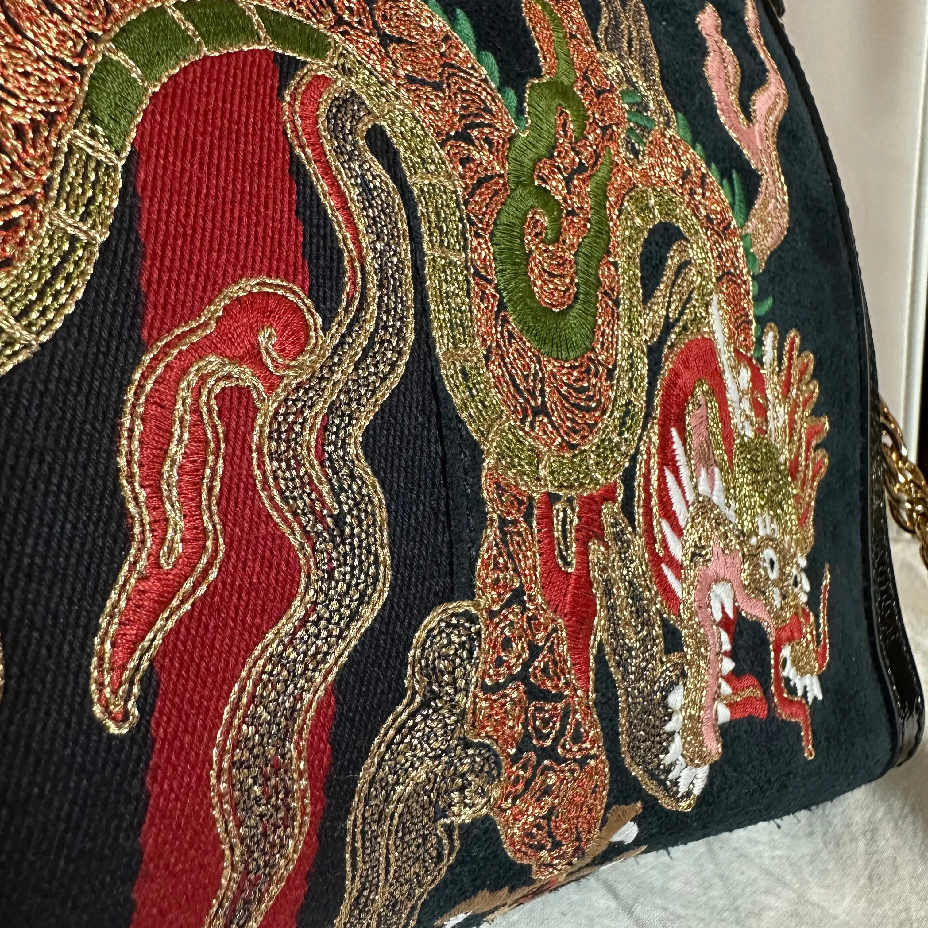 Gucci Ophidia Embroidered Medium Shoulder Bag