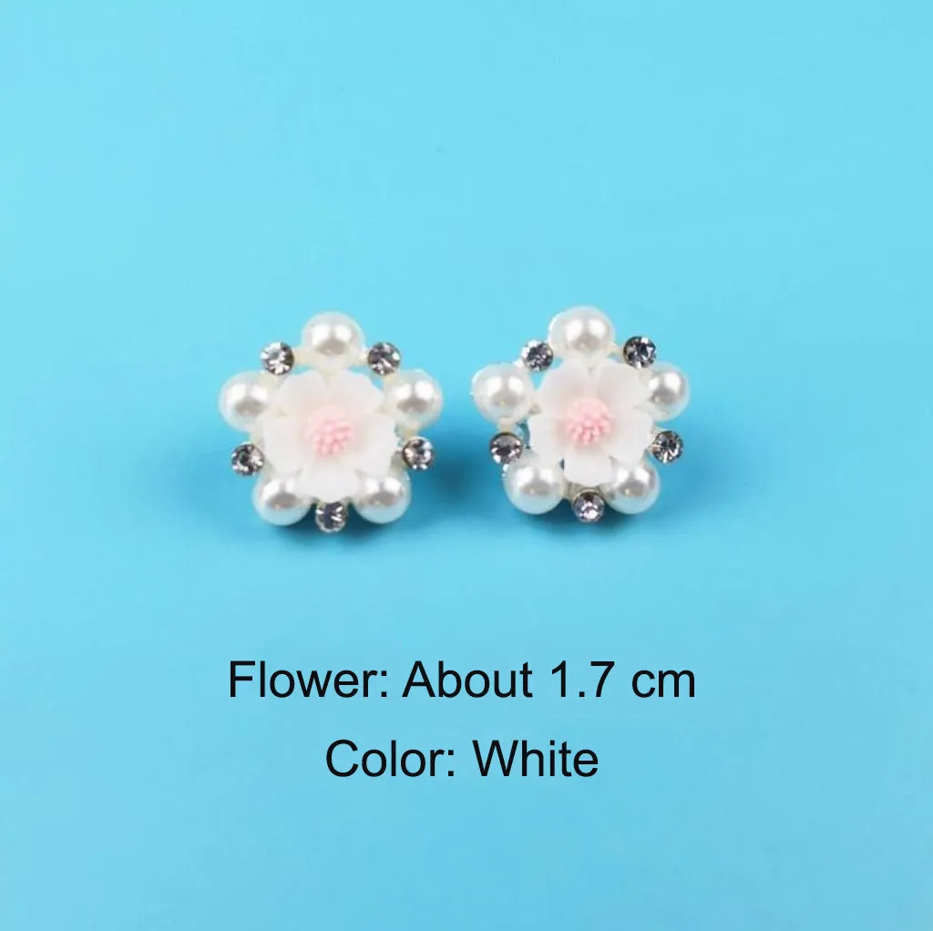 HAPPY00000 15 SC - F   1.7cm Flower Small Clip (Blue, pink, and white colors) (1X6) per bag