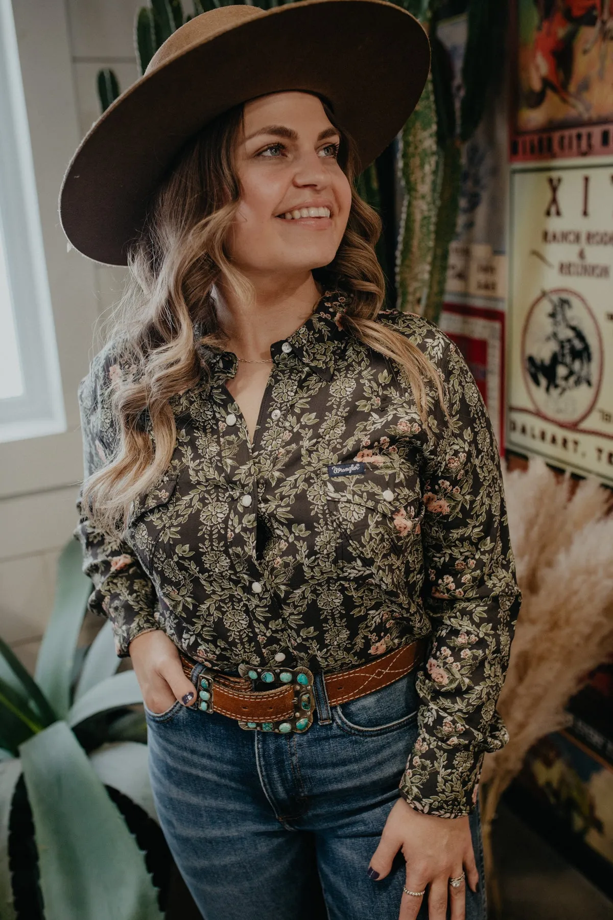 'Jocelyn' Women's Wrangler Retro Black Floral Snap (S-XXL)