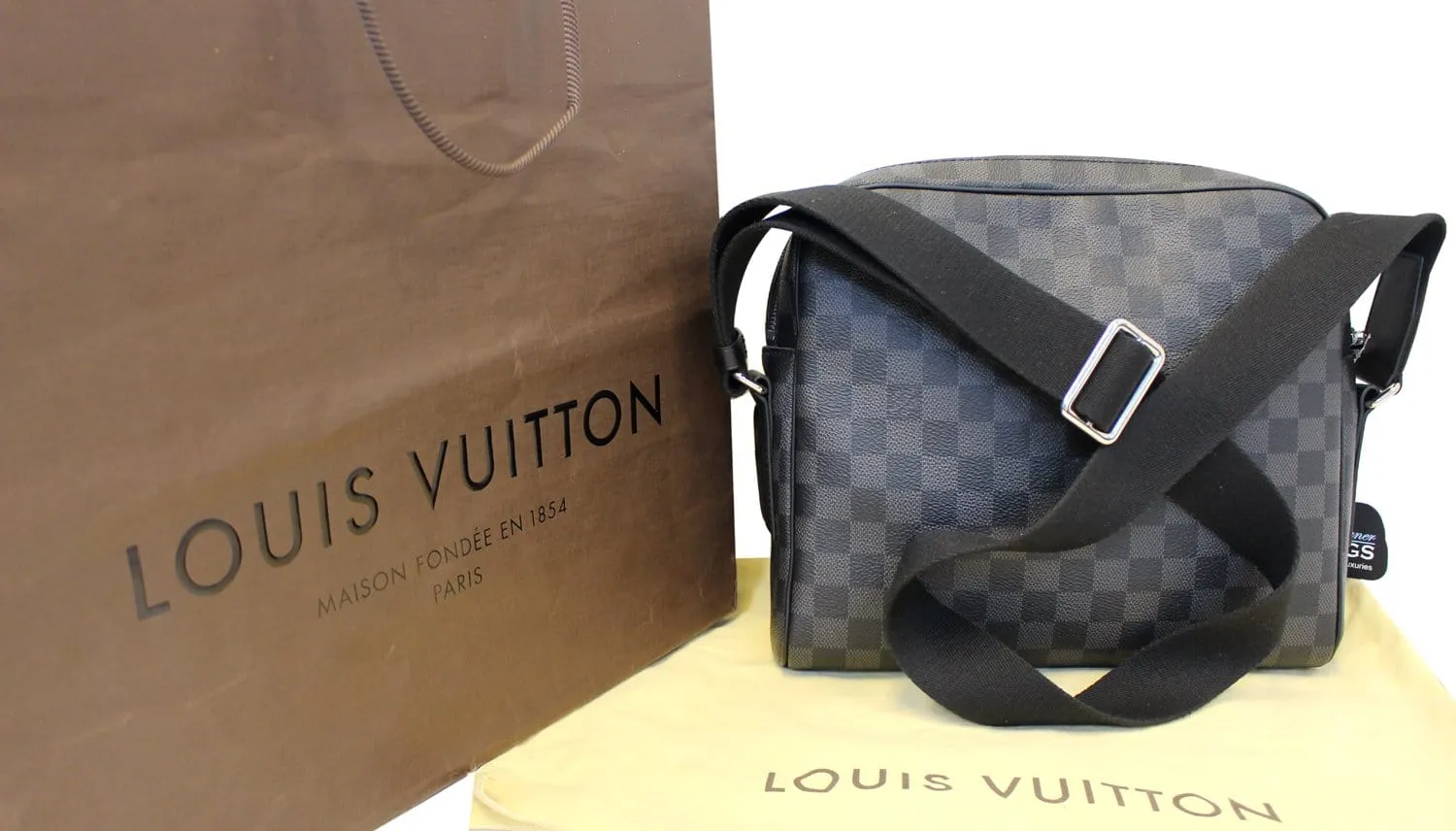 LOUIS VUITTON Damier Graphite Dayton Reporter PM Shoulder Bag