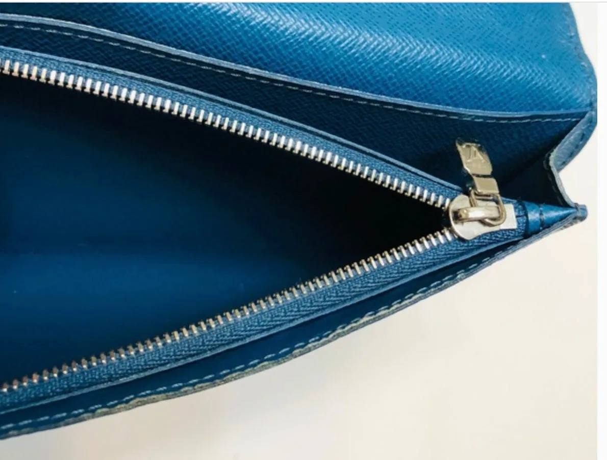LOUIS VUITTON Epi Brazza Wallet Toledo Blue