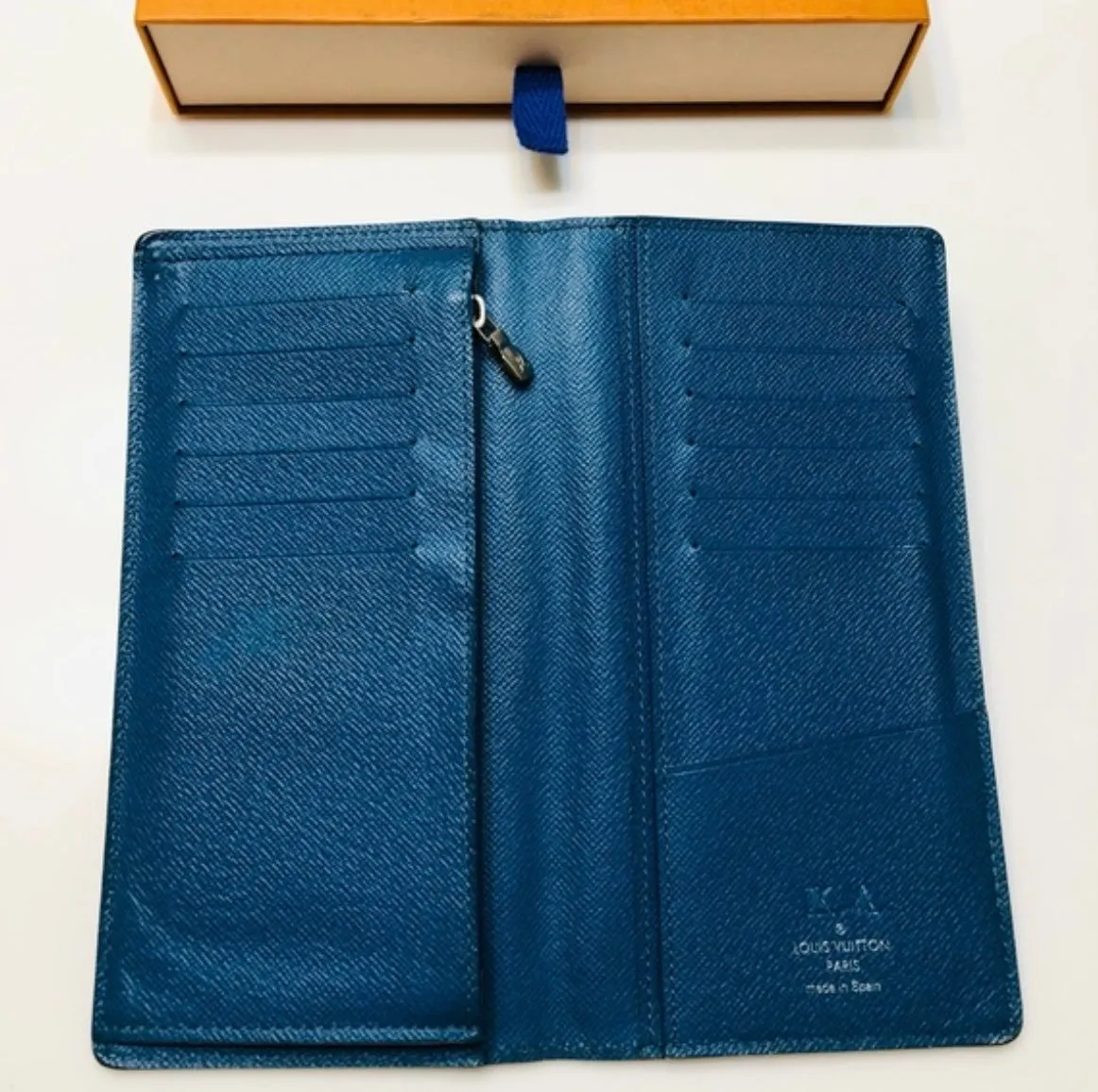 LOUIS VUITTON Epi Brazza Wallet Toledo Blue