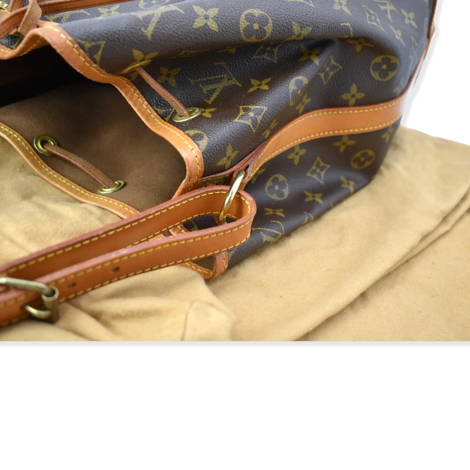LOUIS VUITTON  Large Noe Monogram Canvas Shoulder Bag Brown