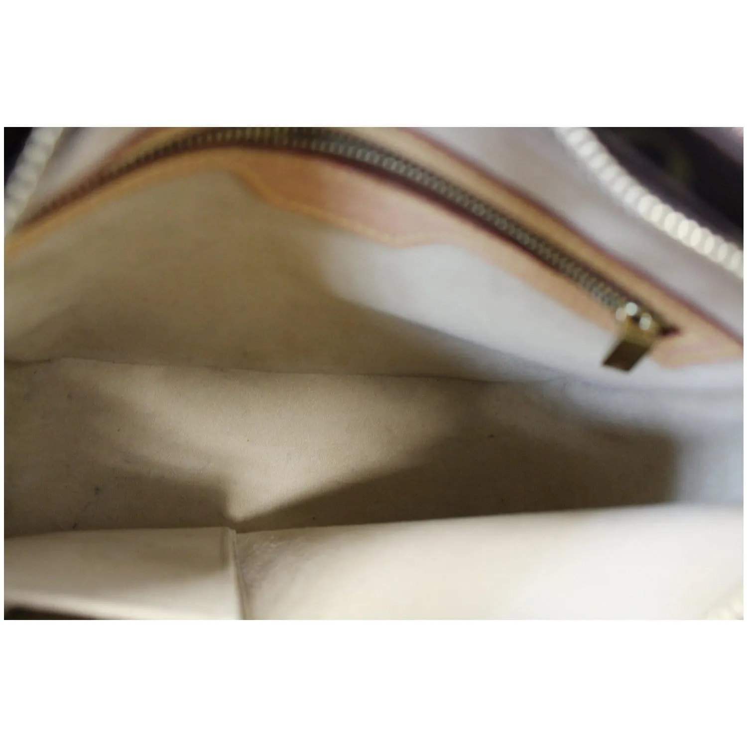 LOUIS VUITTON Looping MM Monogram Canvas Shoulder Bag Brown