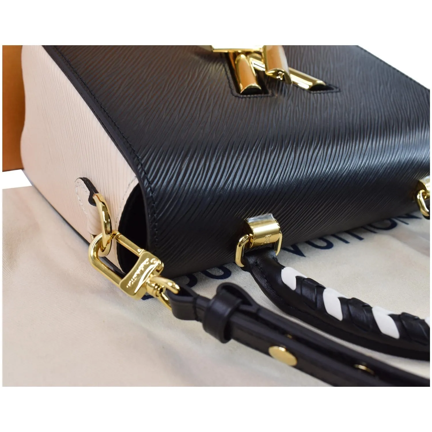 LOUIS VUITTON LV Crafty Twist MM Grained Epi Shoulder Bag Black
