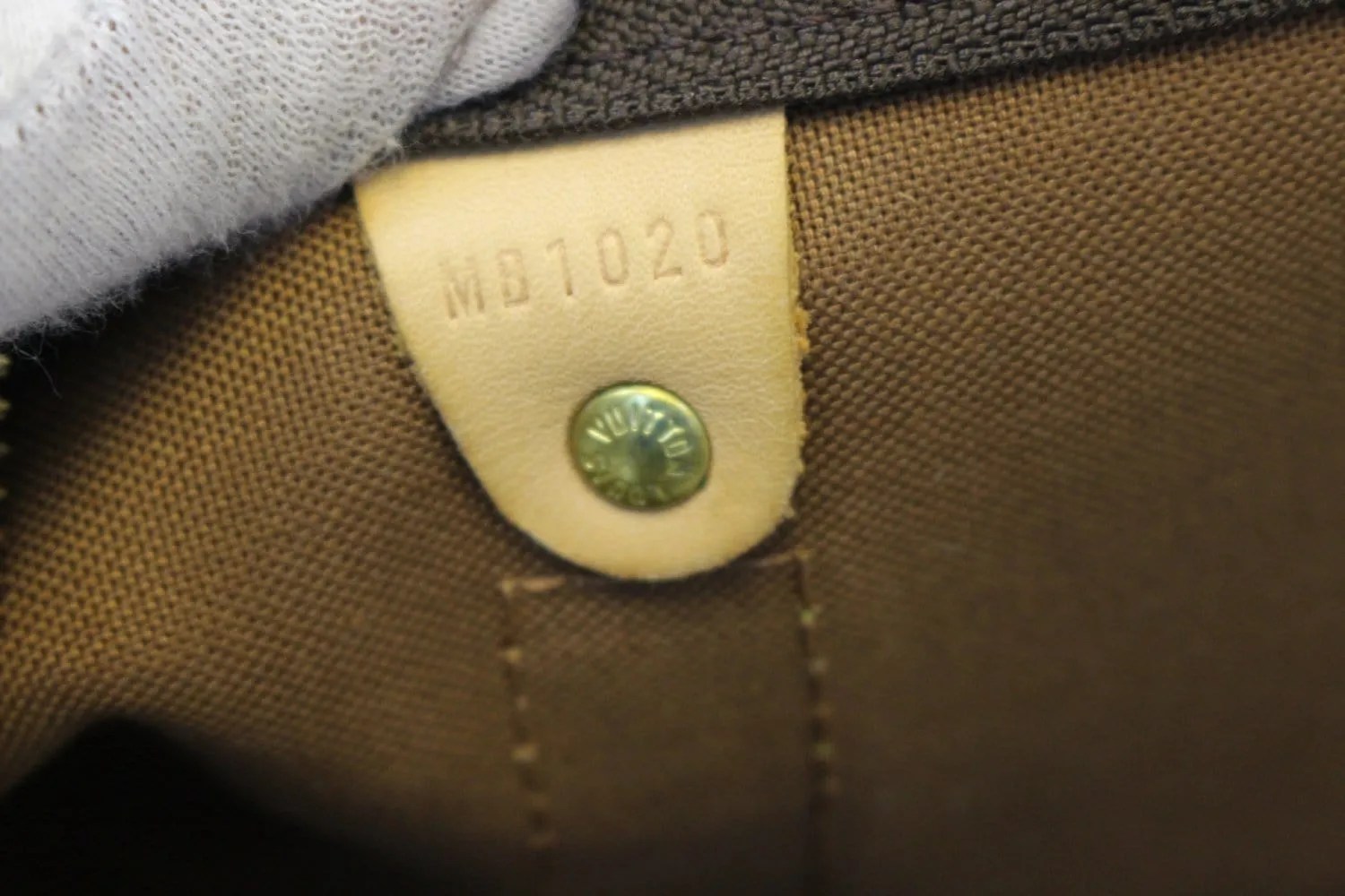 LOUIS VUITTON Monogram Canvas Brown Keepall 60 Bandouliere Travel Bag