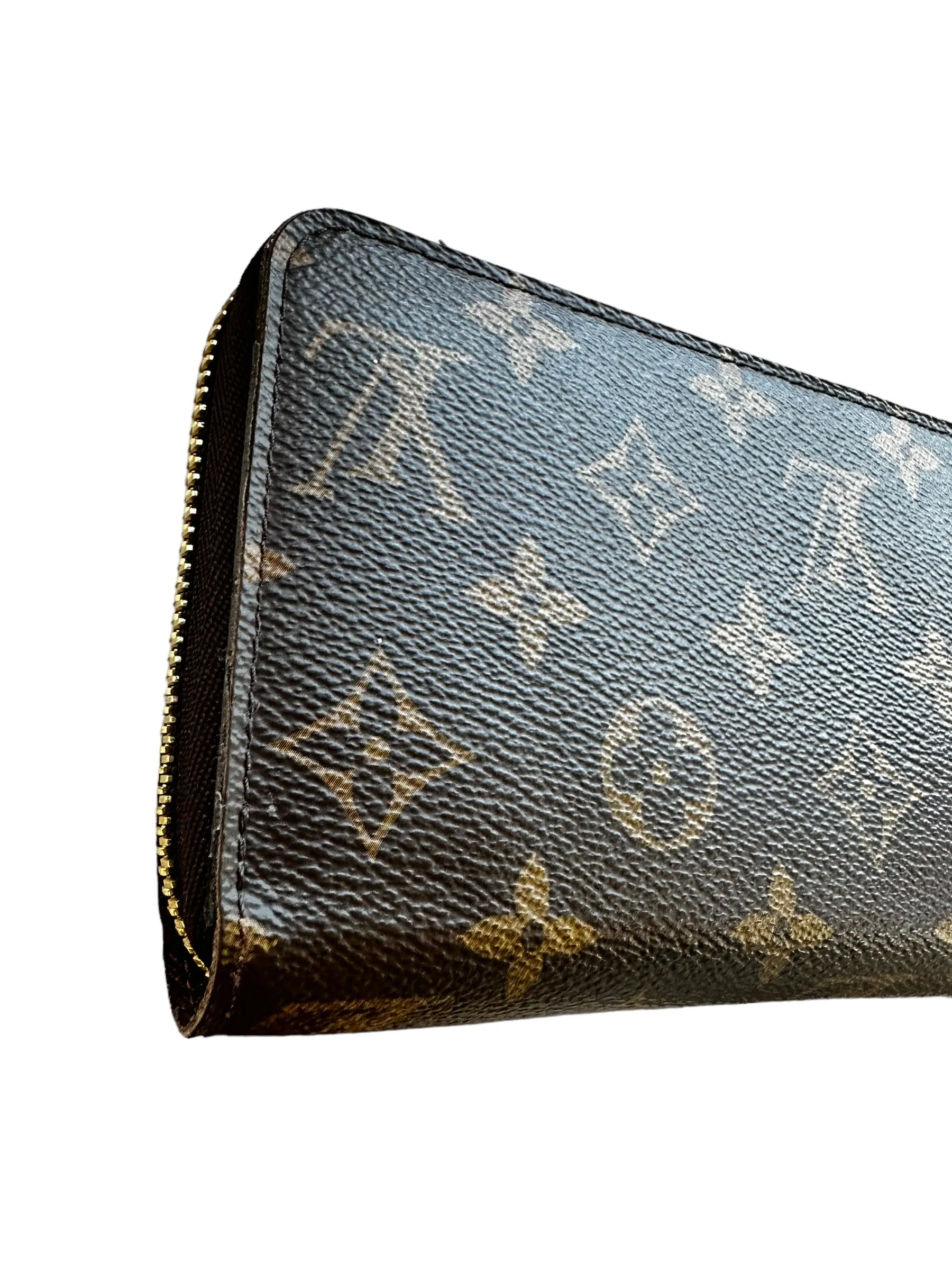 Louis Vuitton Monogram Zippy Wallet