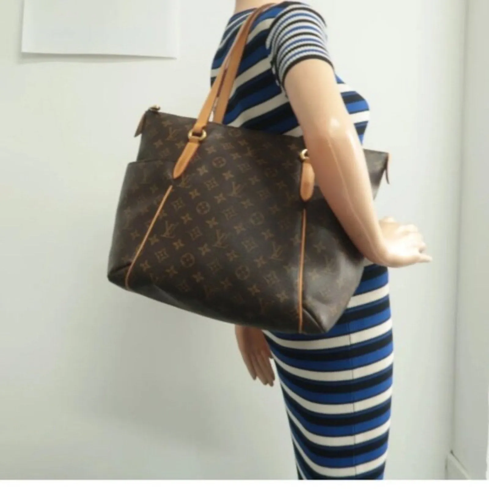 Louis Vuitton Totally Brown Monogram Canvas Shoulder Bag