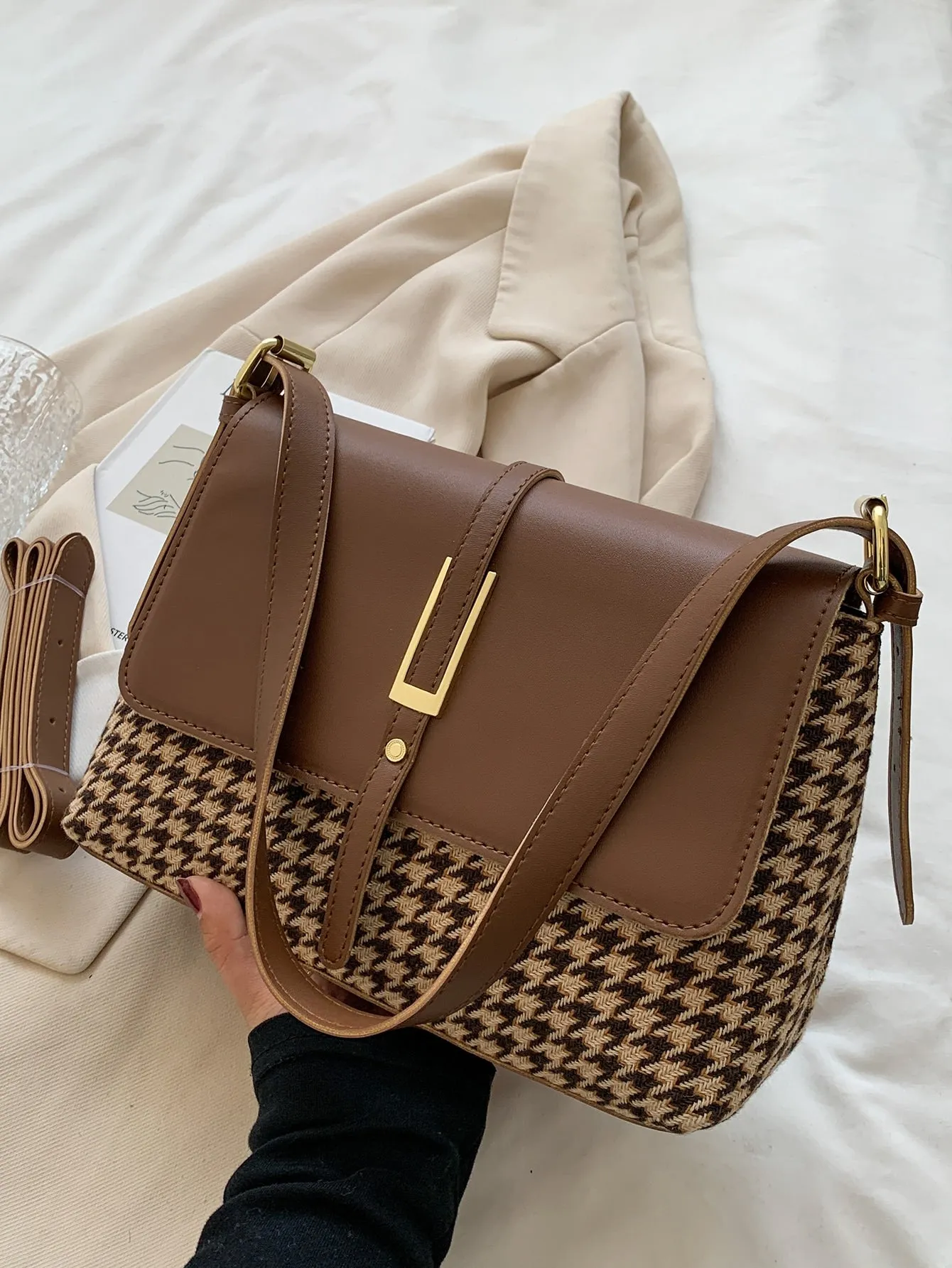 Metal Decor Houndstooth Pattern Square Bag