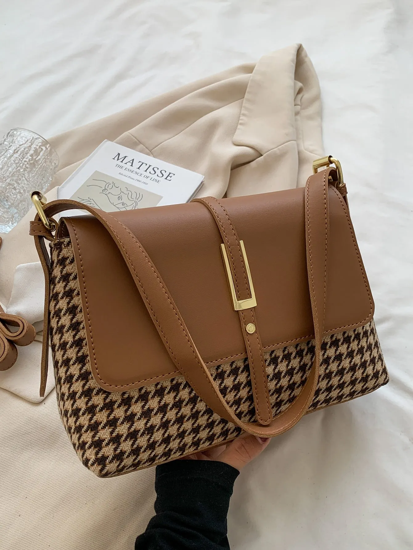 Metal Decor Houndstooth Pattern Square Bag