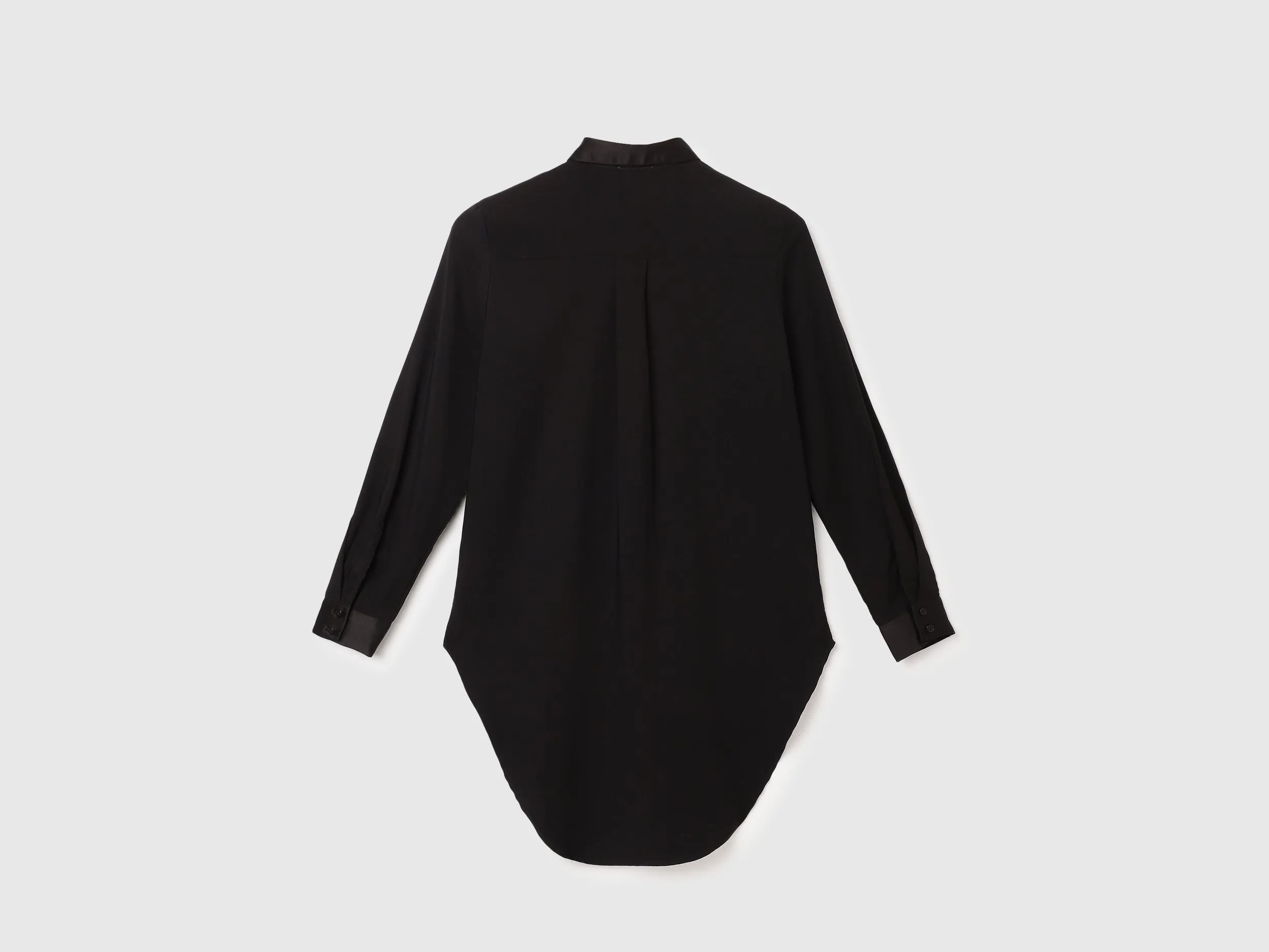 Relaxed-Fit Regular Collar High-Low Hem Shirt