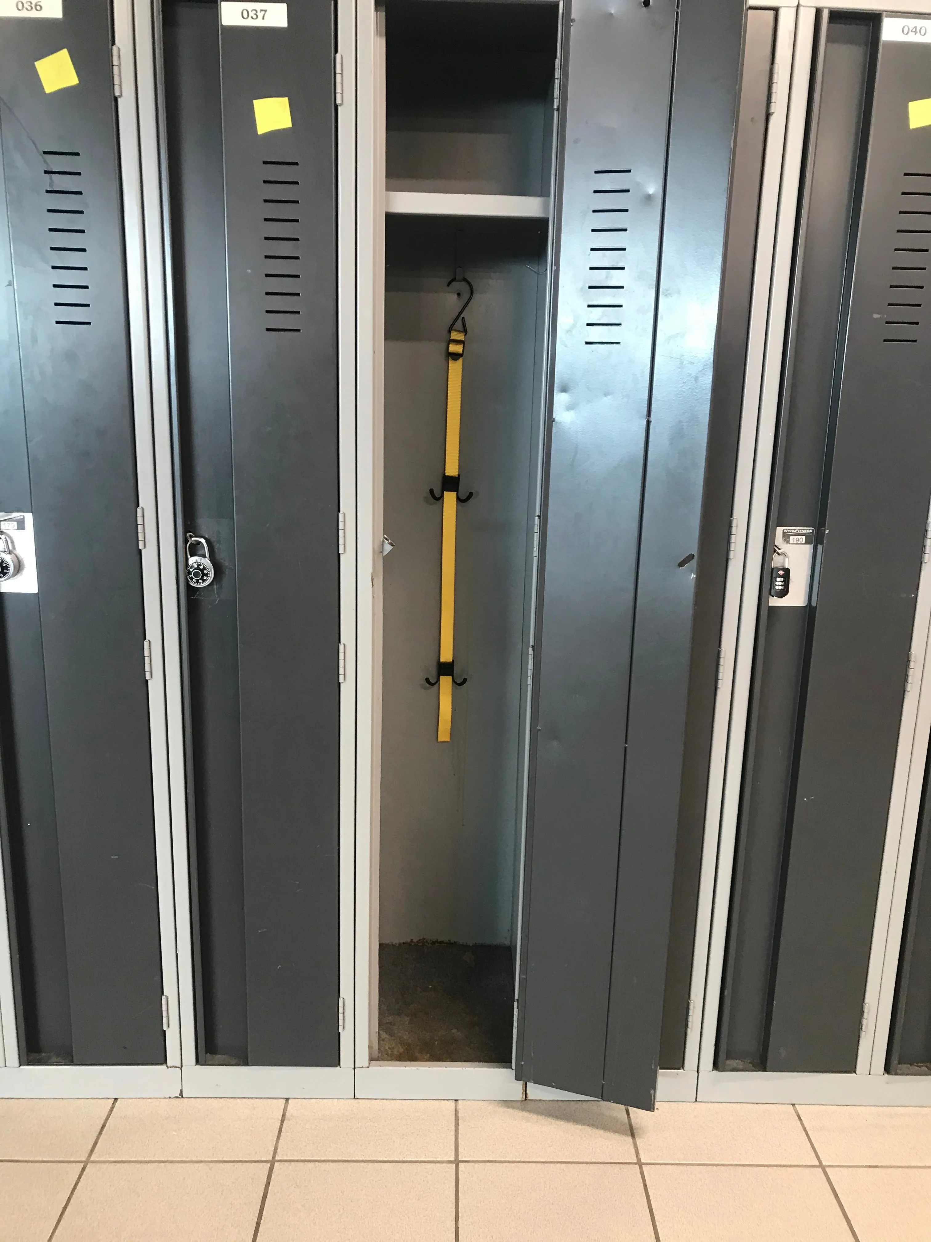 School Hooks - LH2