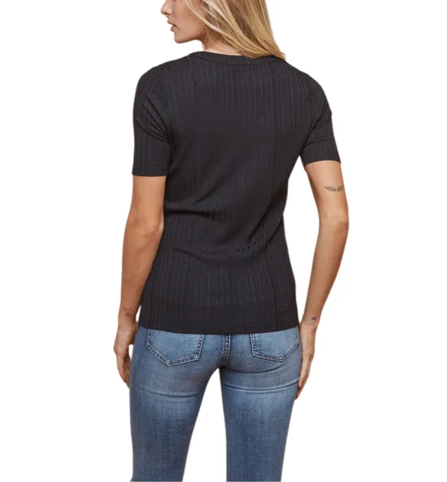 Snap Front Top