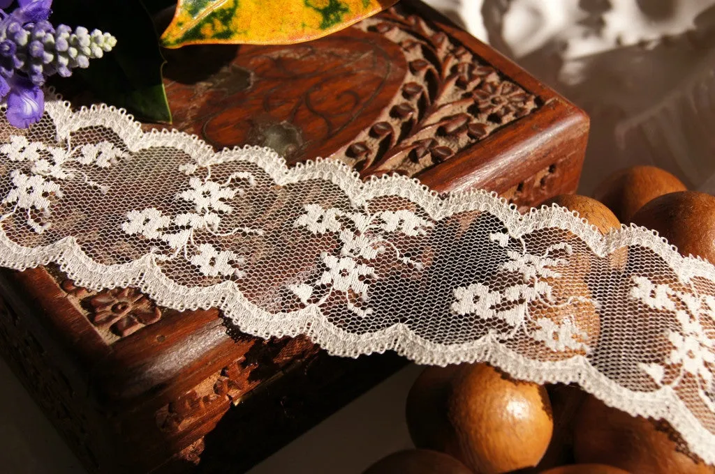 Soft Galloon Floral Lace Trim 2¼" wide - Cream