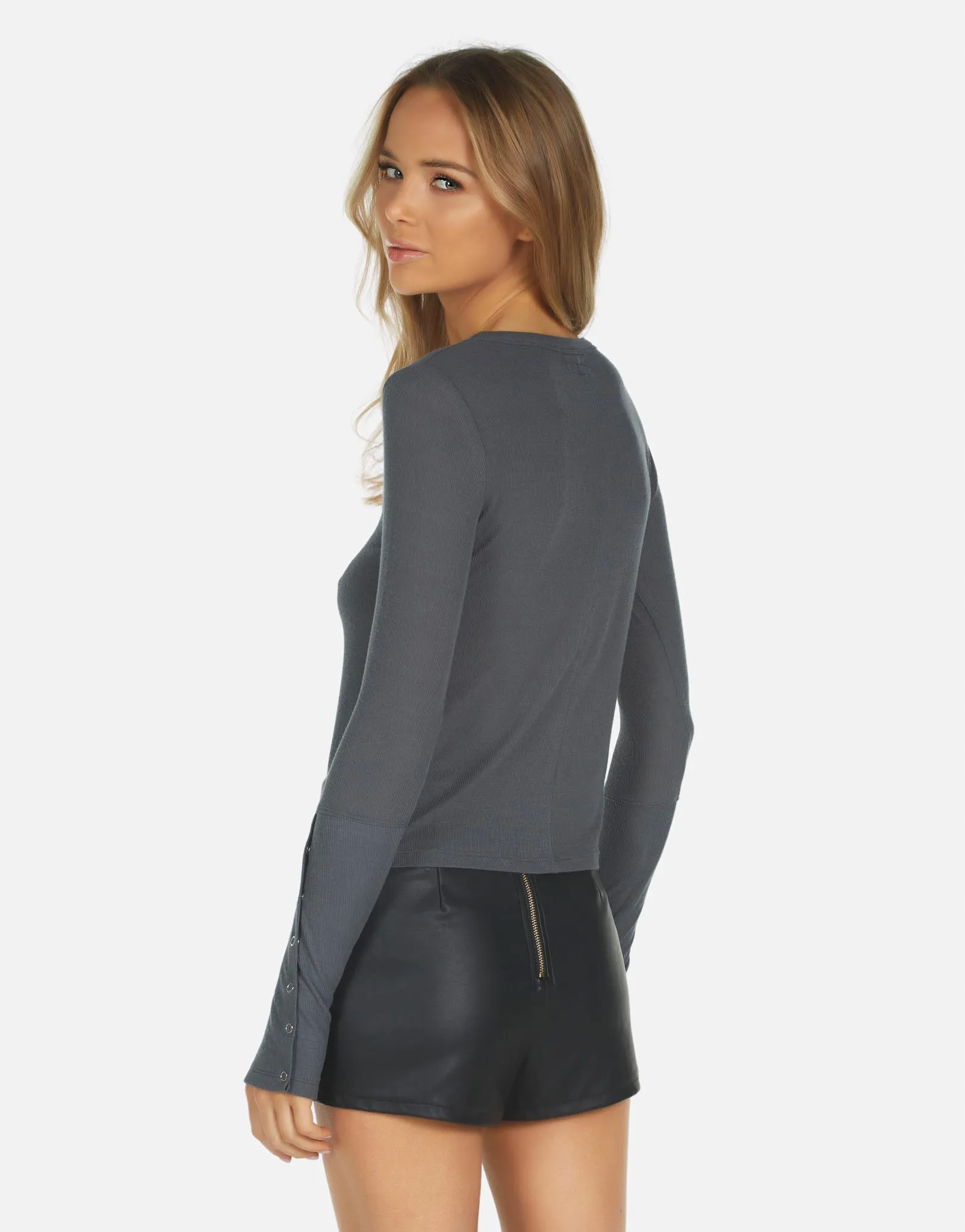 Sorento LE Snap Cuff Top