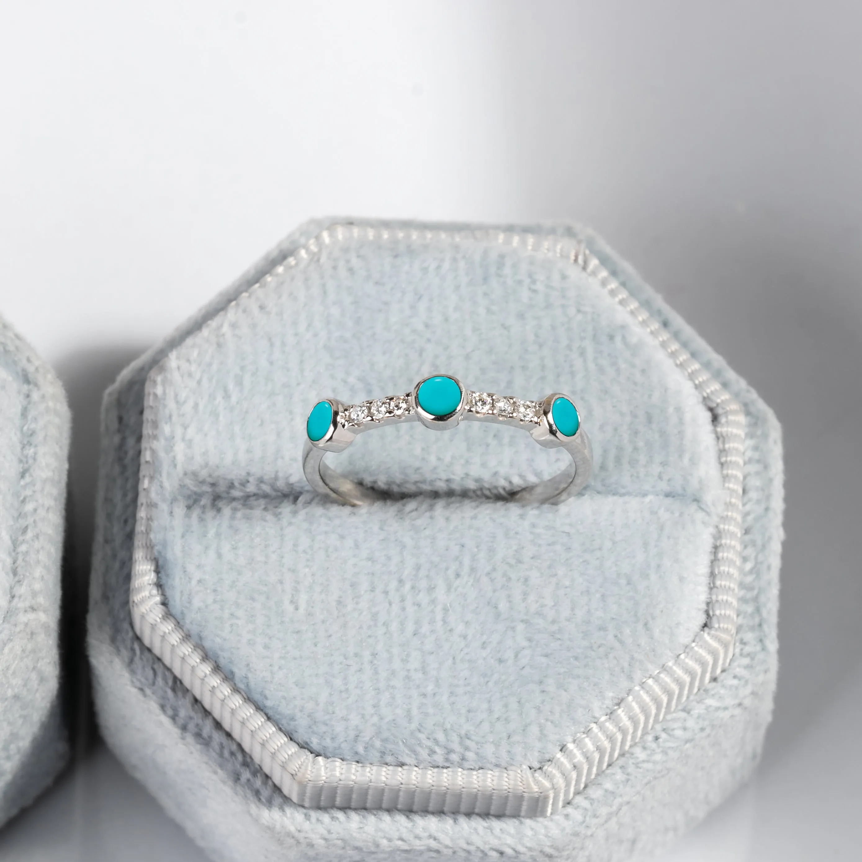 Sunlit Turquoise Diamond Ring