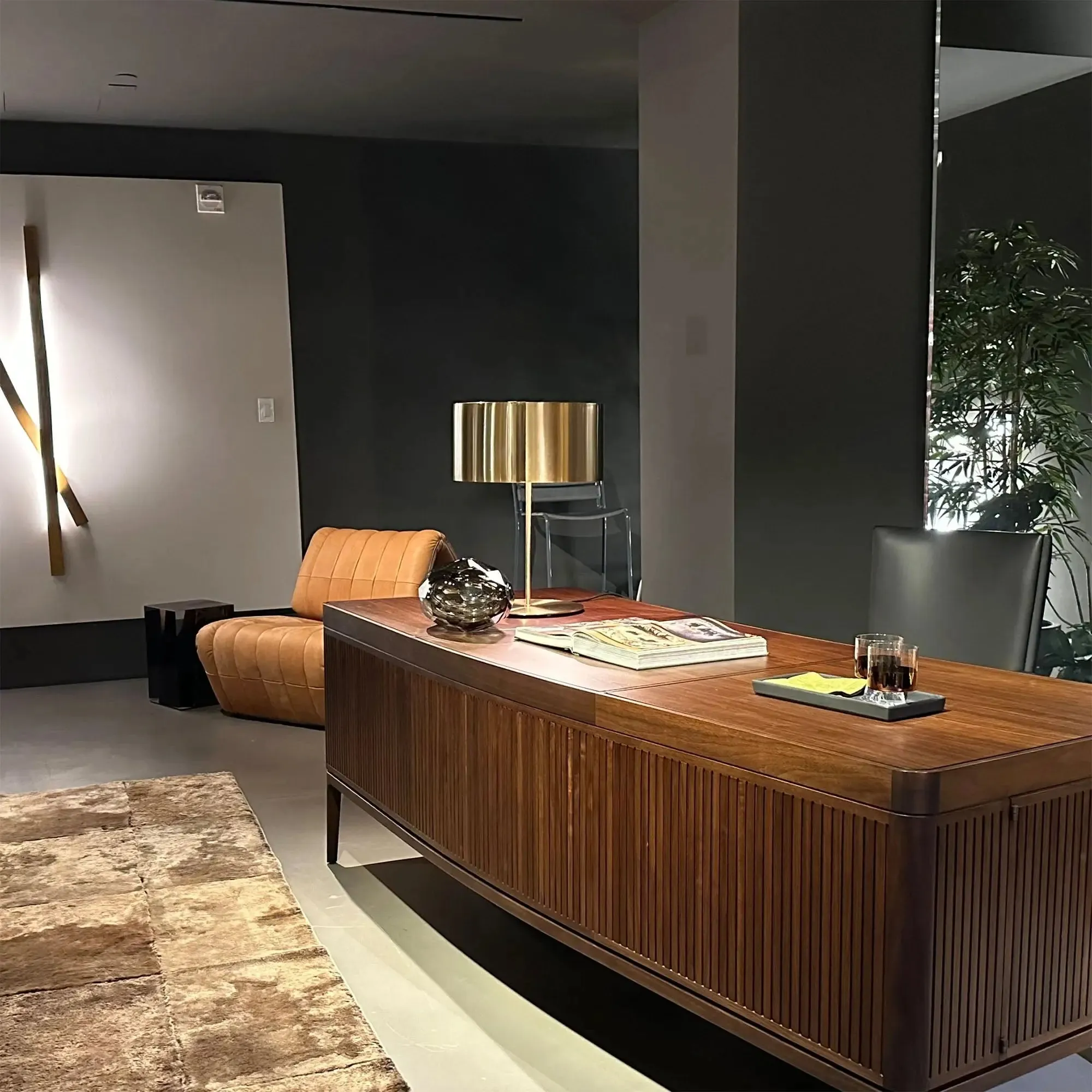 Switch 206 - Table Lamp