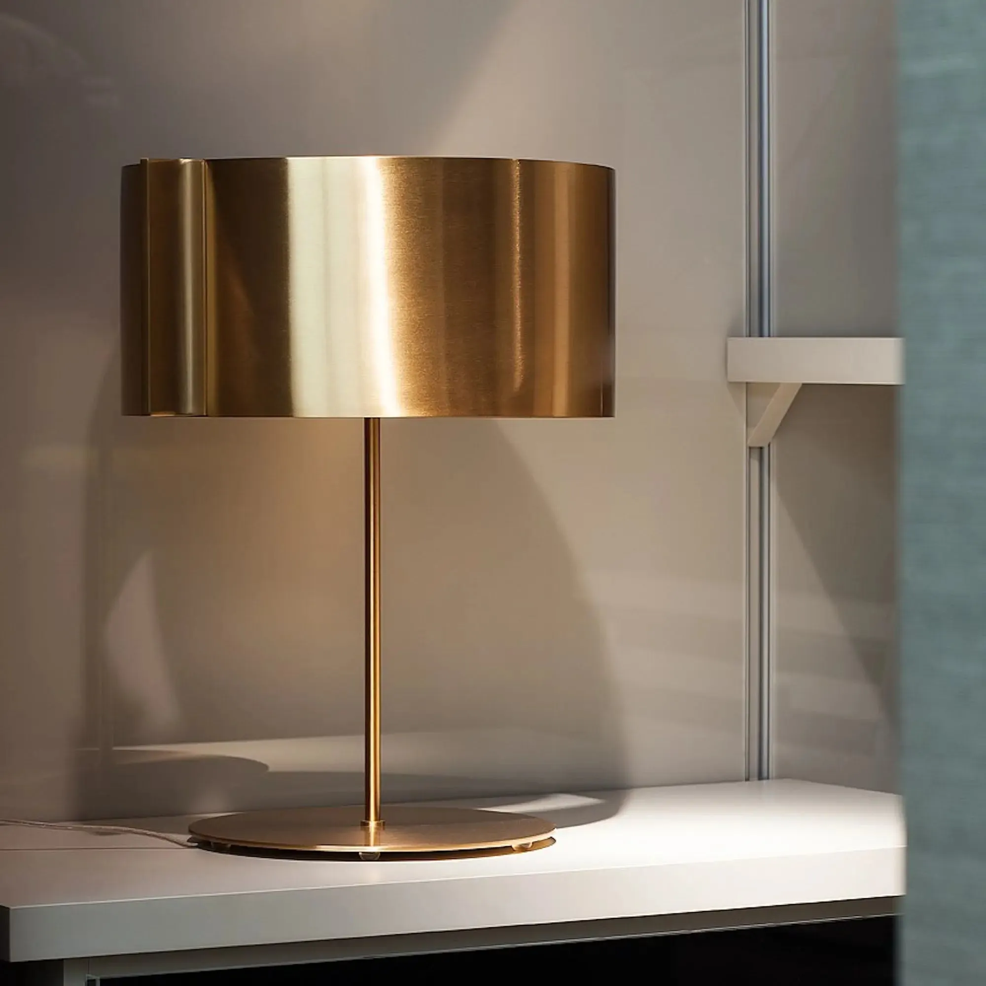 Switch 206 - Table Lamp
