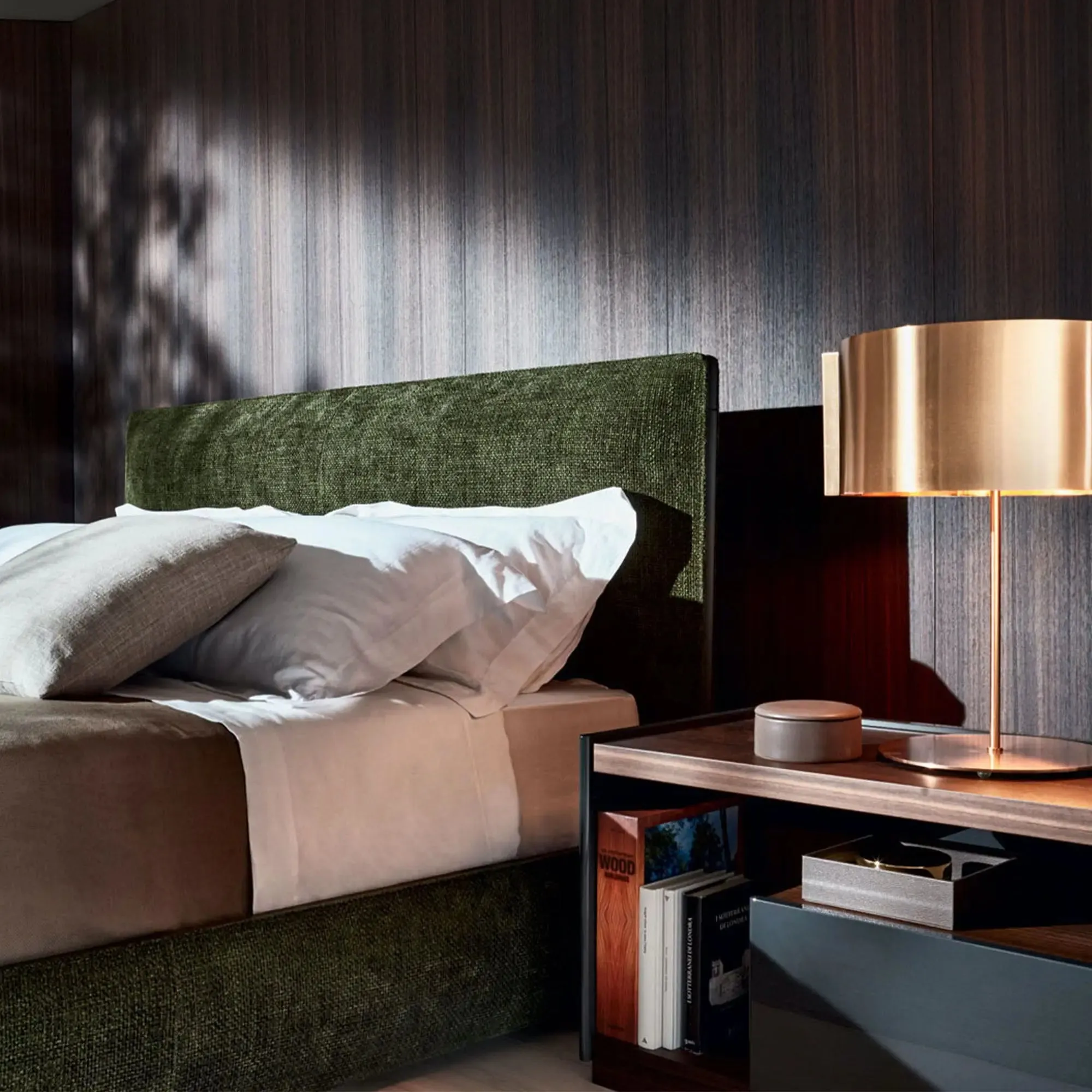 Switch 206 - Table Lamp
