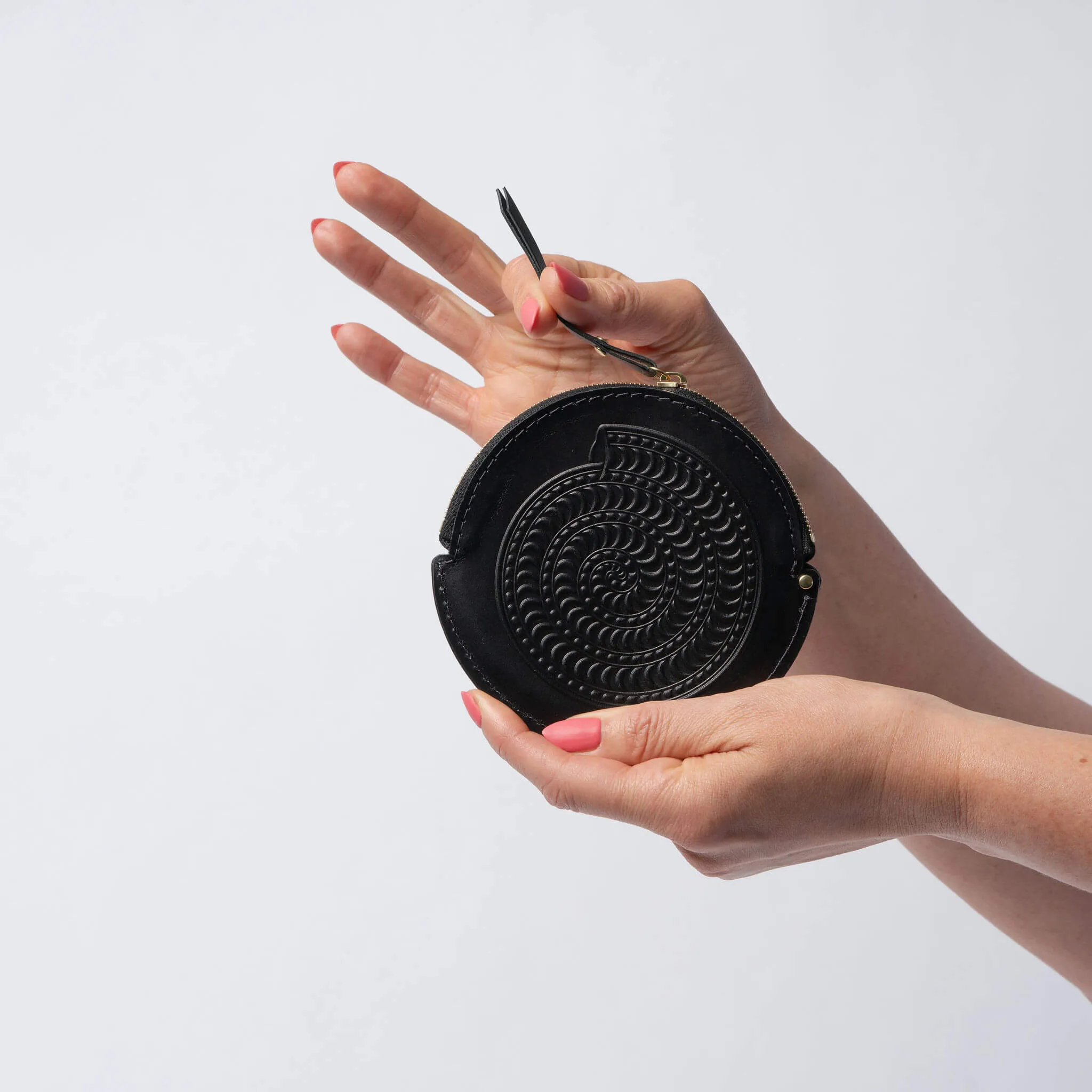 The Circle Coin Pouch