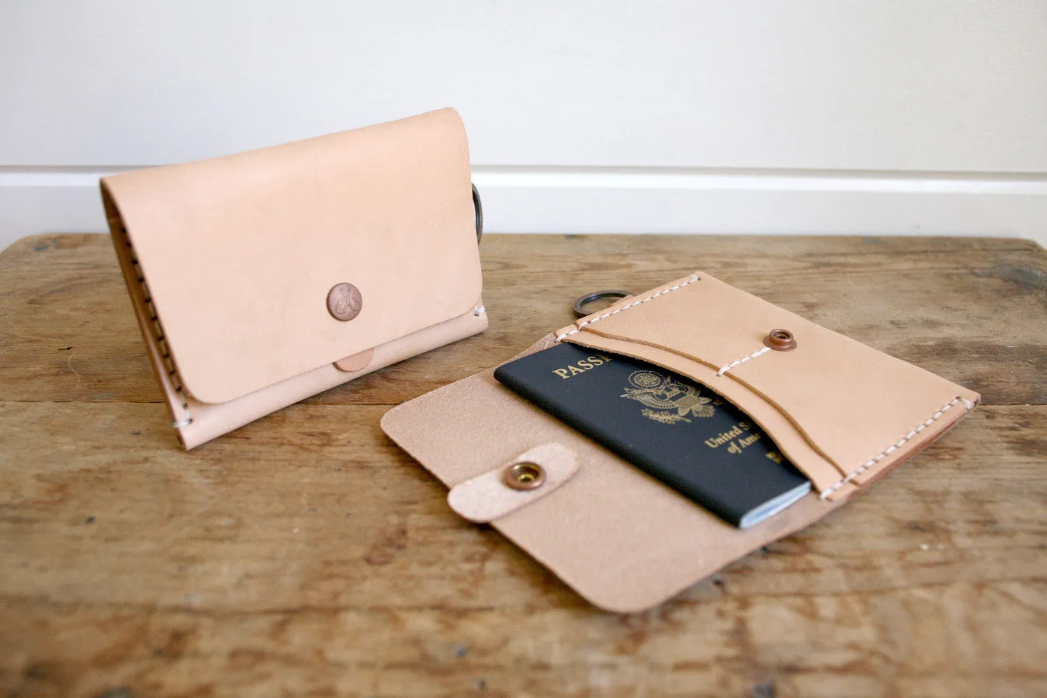 Travel Wallet (Natural)