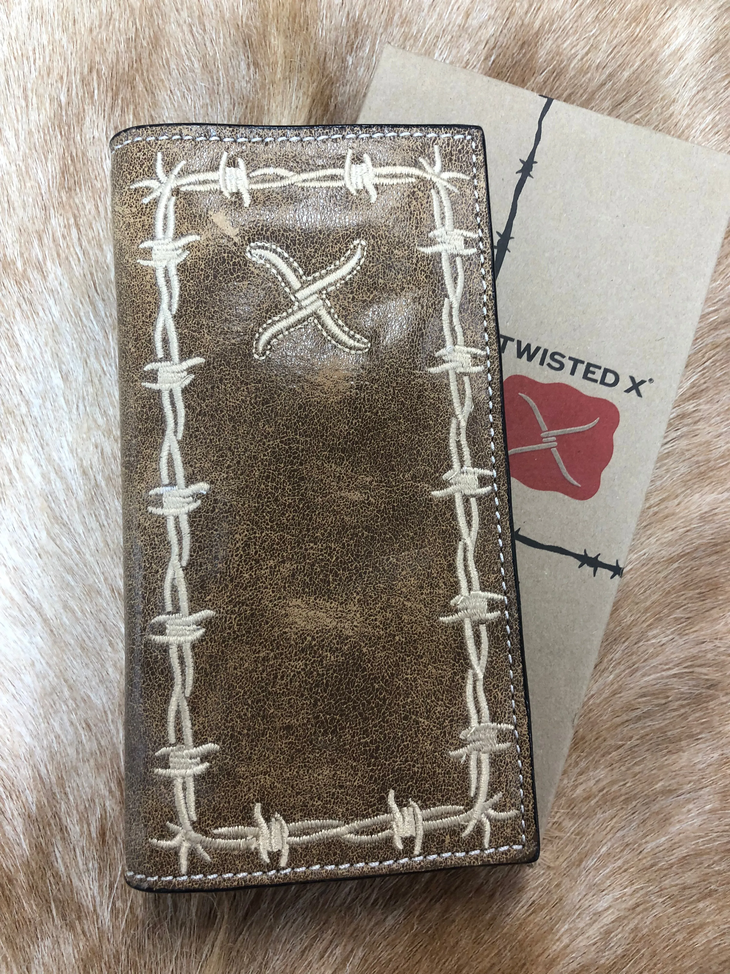 Twisted X Barbed Wire Trim Rodeo Wallet