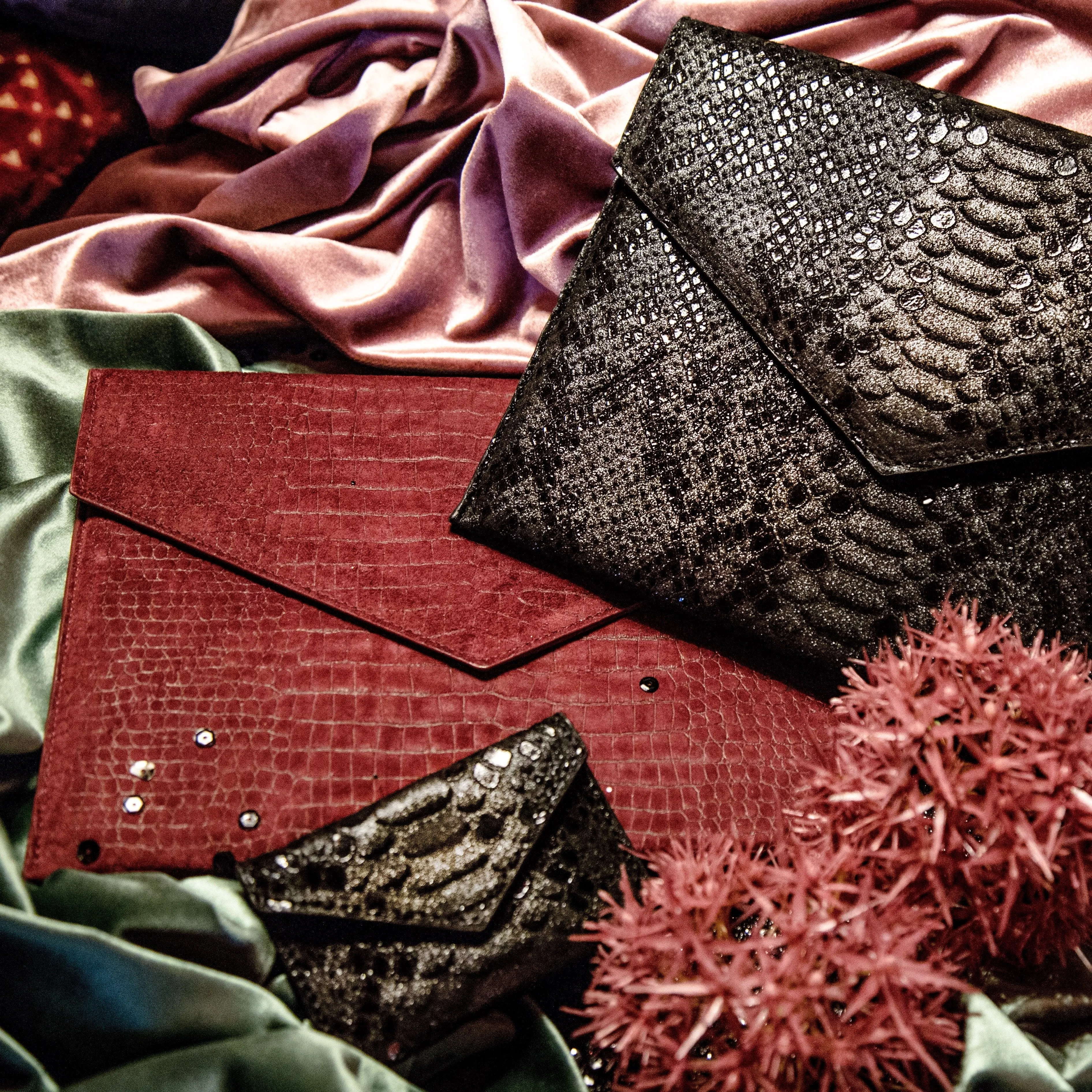Vesper Envelope Clutch/Black Metallic Snakeskin Embossed