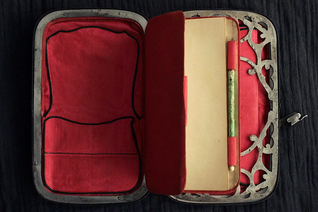 Victorian Purse with Golden Embroidery