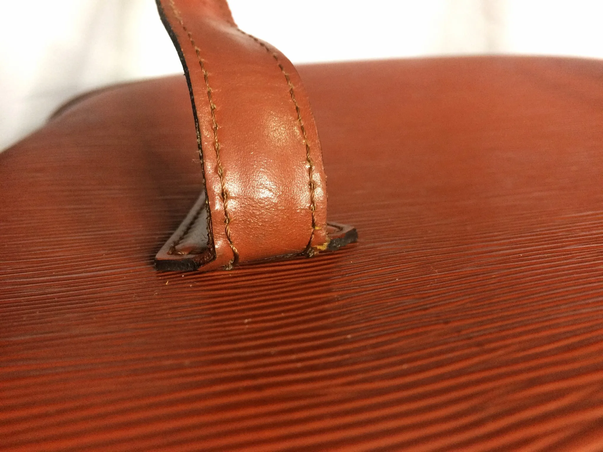 Vintage Louis Vuitton brown epi shoulder tote bag. Perfect vintage LV purse for daily use.